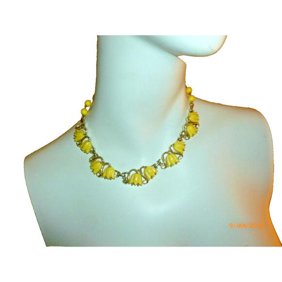 Vintage Thermoset Necklace Yellow Gold Tone Lily Of Valley Rhinestones Choker - Picture 2 of 5